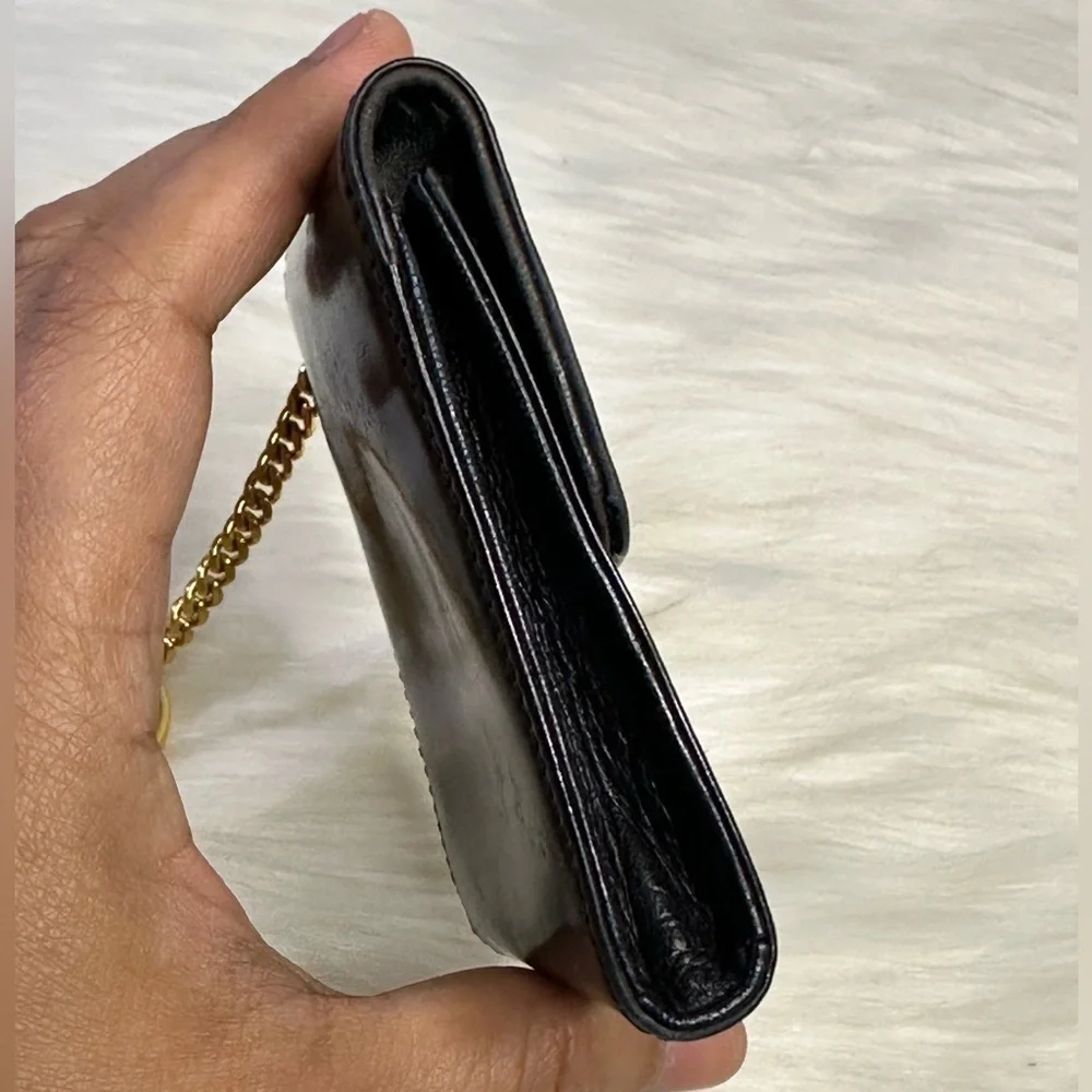 CHANEL cardholder / keyholder patent leather flap pouch in black - Picture 5 of 17